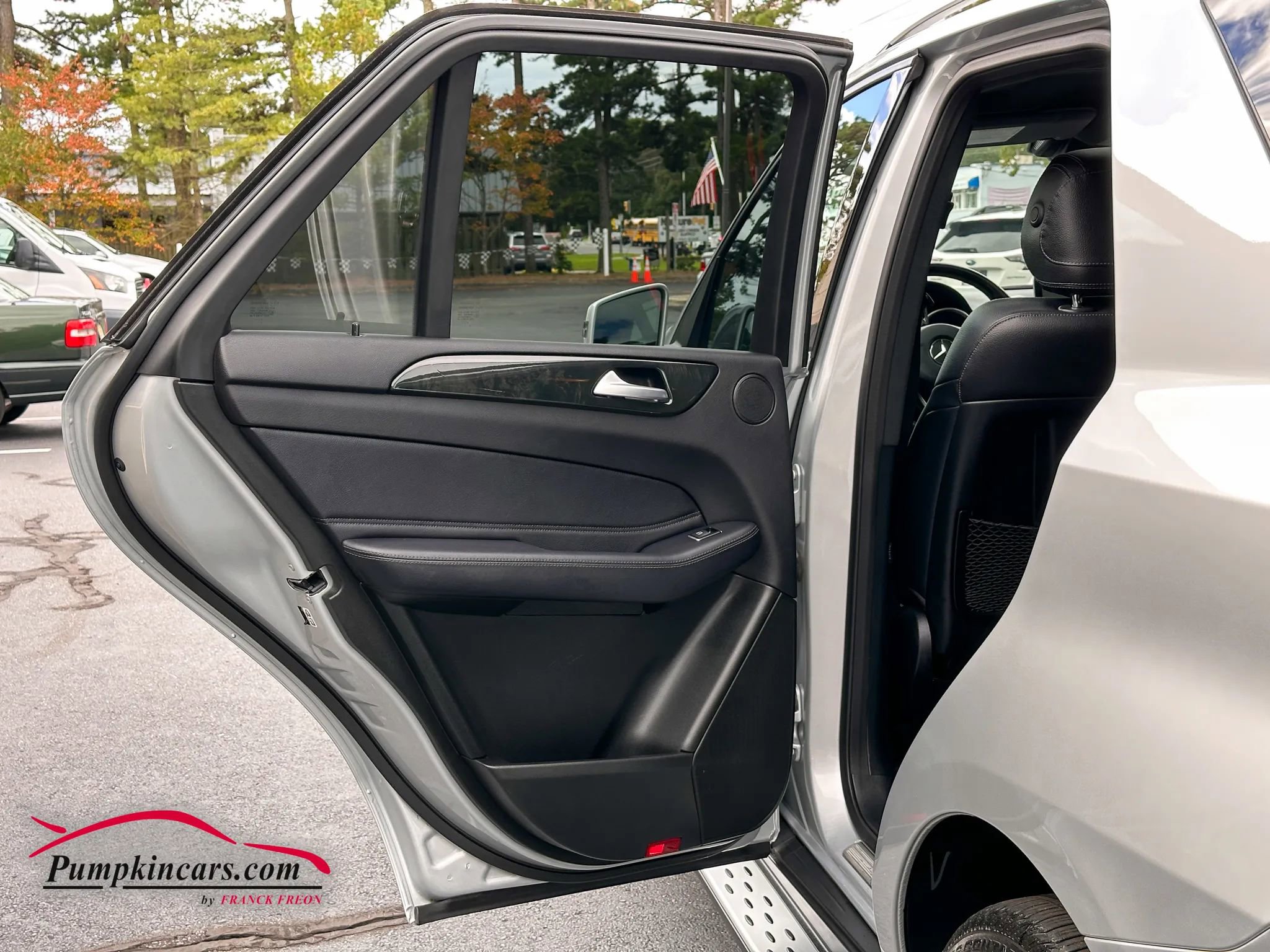 Used 2018 Mercedes-Benz GLE 350 4MATIC image 24