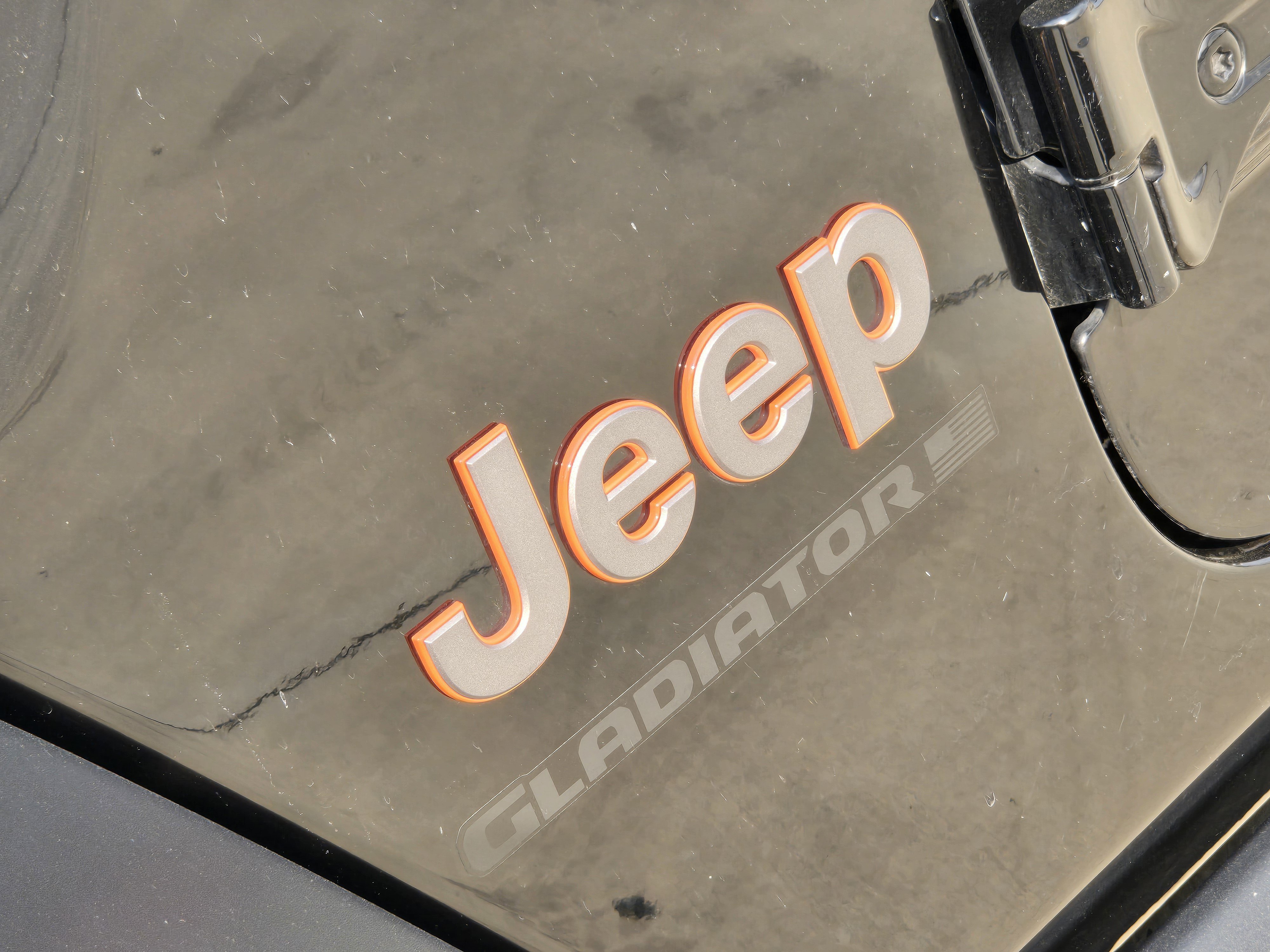 Certified 2026 Jeep Gladiator Mojave AWD/4WD image 11