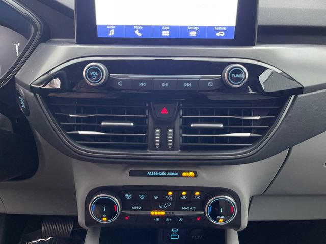 Used 2023 Ford Escape Active w/ Cold Weather Package FWD image 18
