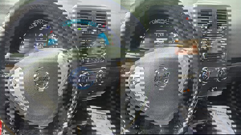 Used 2014 Nissan Leaf S w/ Charge Package image 11