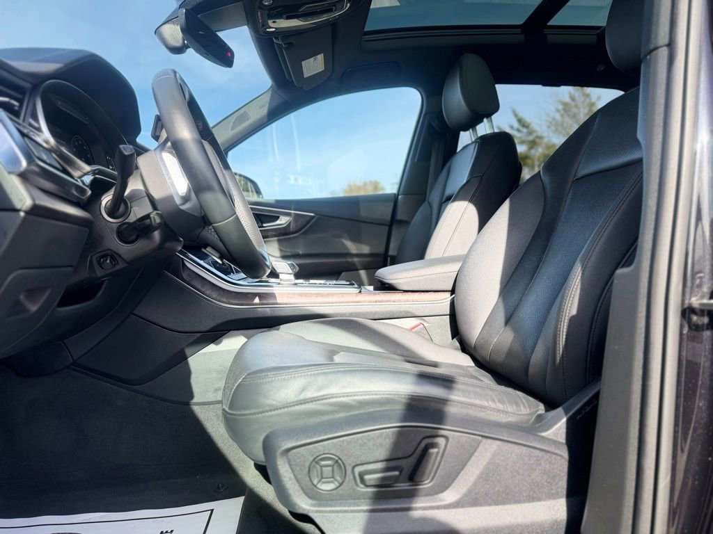 Used 2020 Audi Q7 3.0T Premium Plus w/ Premium Plus Package image 19