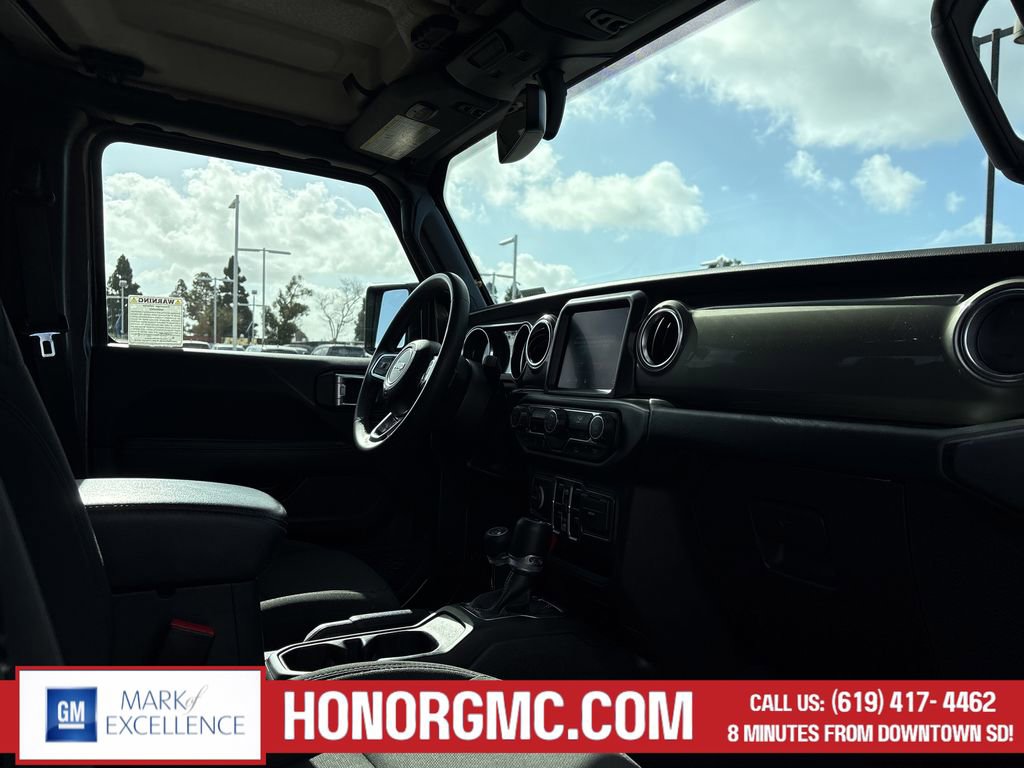 Used 2023 Jeep Gladiator Overland image 21