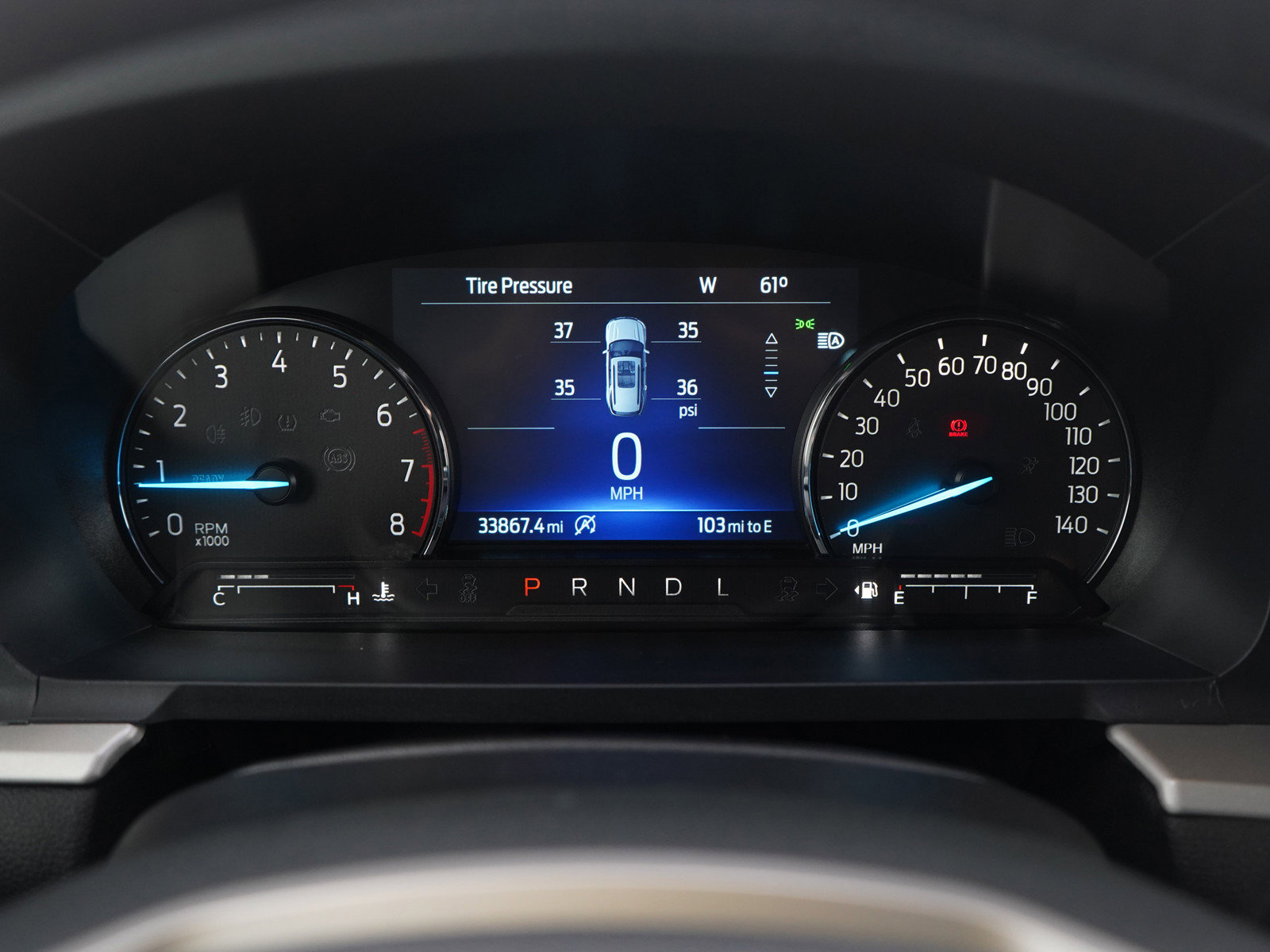 Used 2024 Ford Explorer XLT image 28