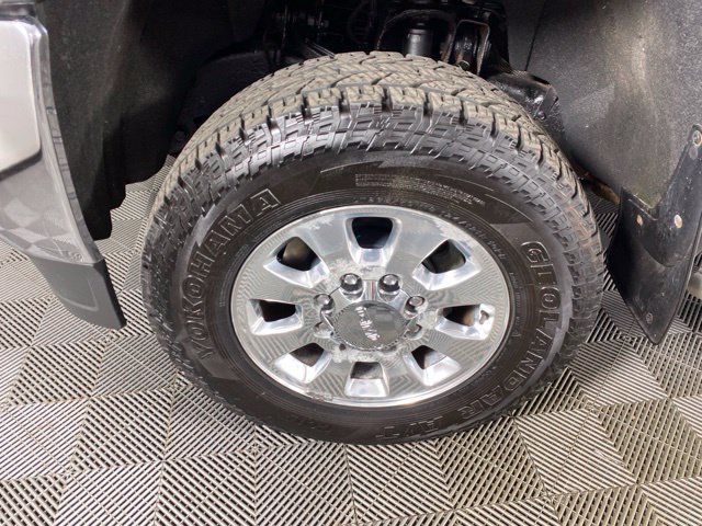 Used 2015 GMC Sierra 2500 SLT w/ Suspension Package, Off-Road AWD/4WD image 14