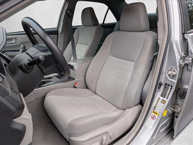 Used 2015 Toyota Camry LE image 14