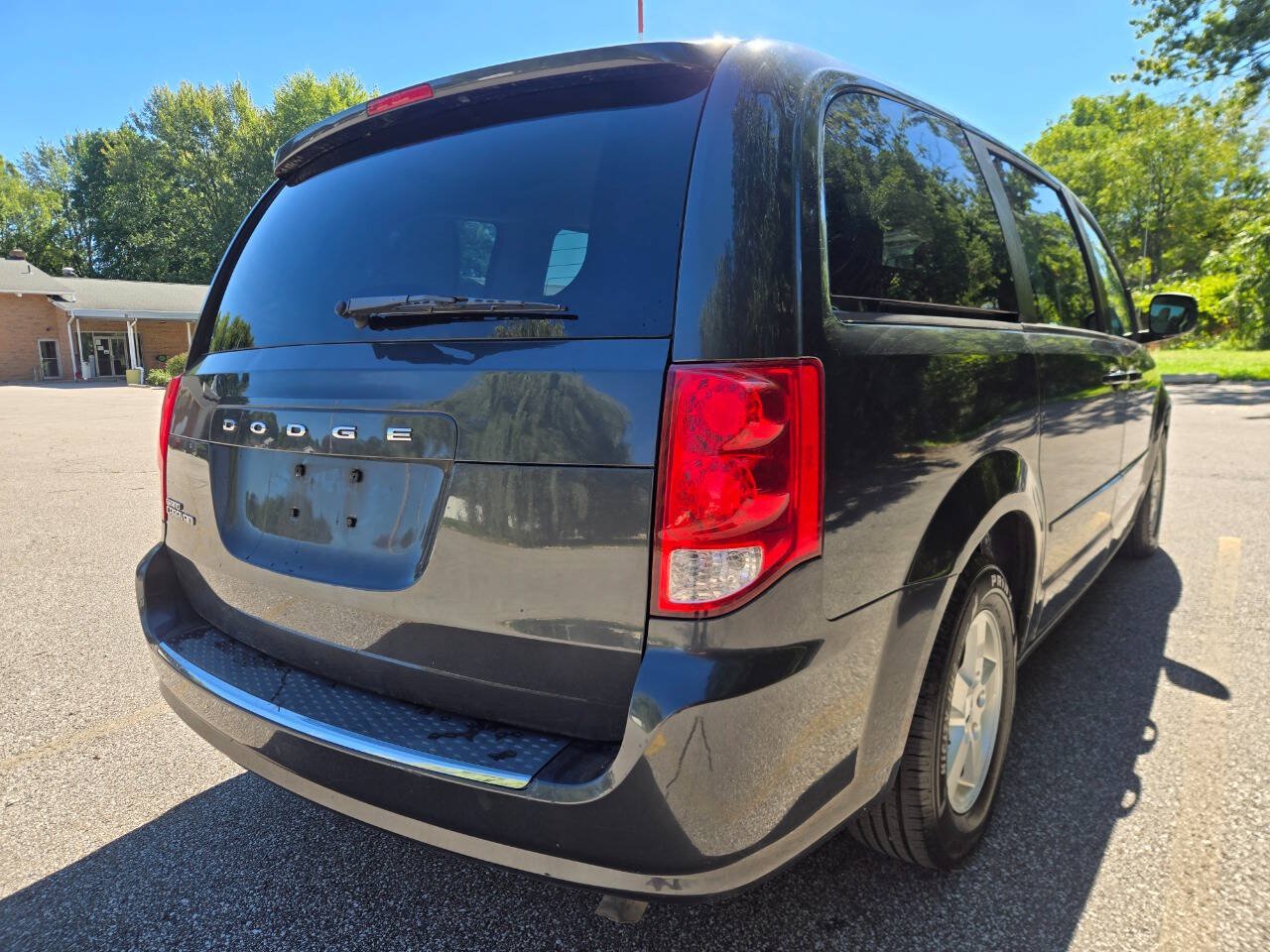 Used 2011 Dodge Grand Caravan Mainstreet w/ PWR Convenience Group FWD image 9