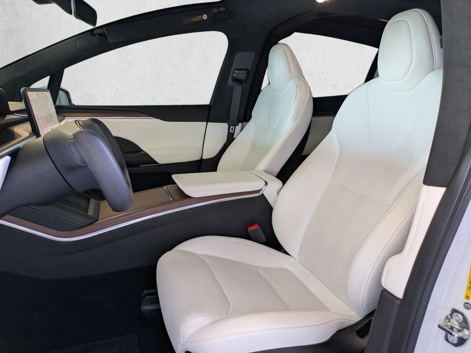 Used 2023 Tesla Model X AWD/4WD image 16