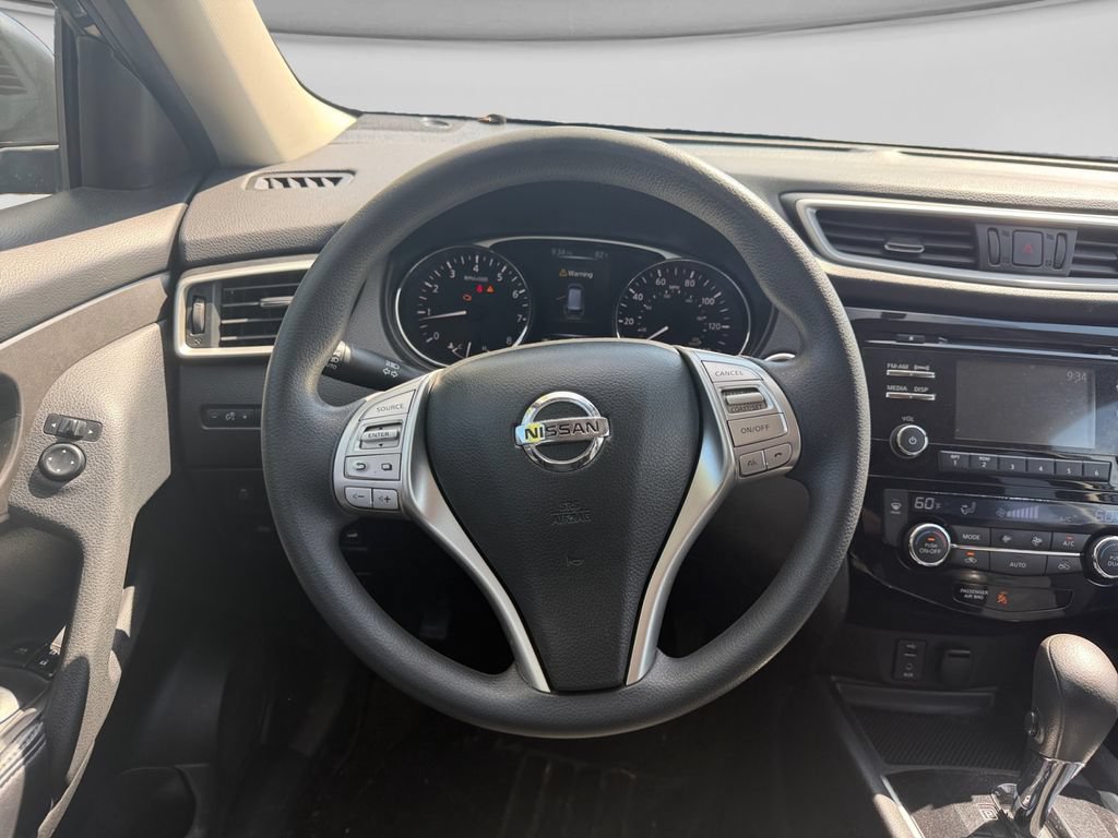 Used 2015 Nissan Rogue SV AWD/4WD image 15