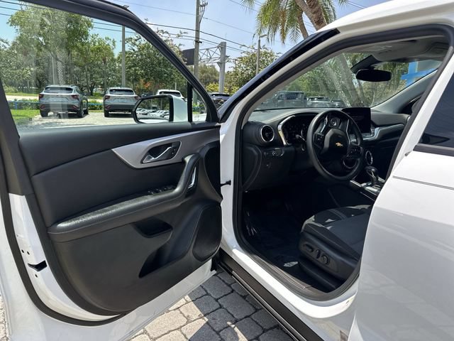 Used 2023 Chevrolet Blazer LT w/ Driver Confidence Package FWD image 22
