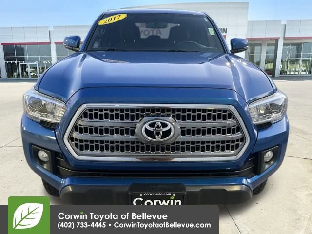 Used 2017 Toyota Tacoma TRD Off-Road image 8