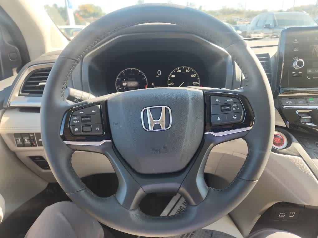 Used 2025 Honda Odyssey EX-L image 12