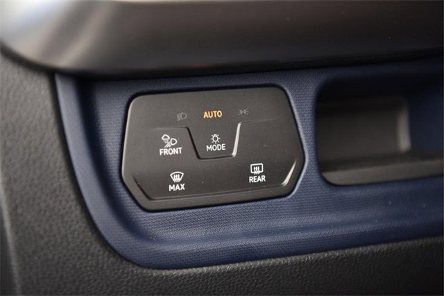 New 2025 Volkswagen ID. Buzz Pro S image 12