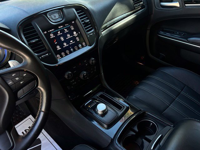 Used 2017 Chrysler 300 S AWD/4WD image 34