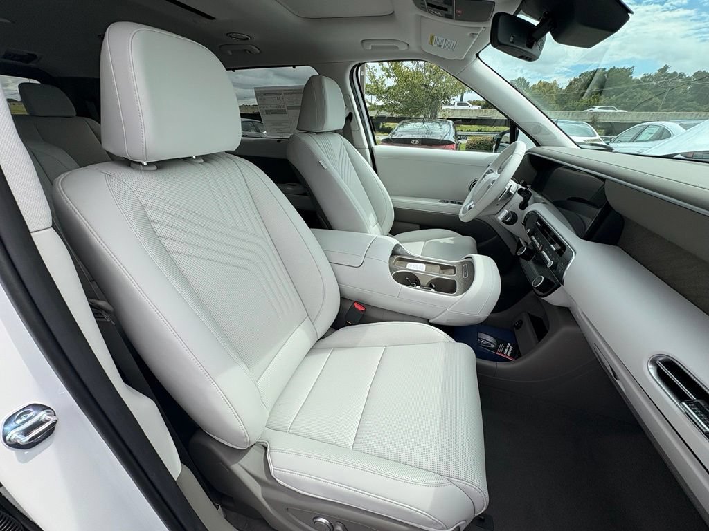 New 2026 Hyundai Palisade SEL Premium w/ Tow & Go Package FWD image 31