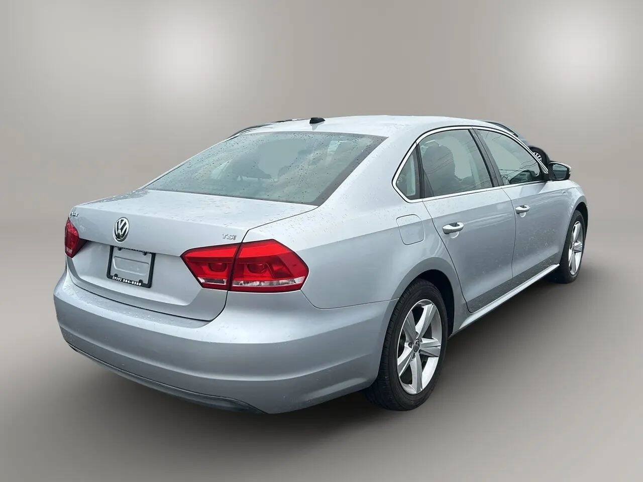 Used 2014 Volkswagen Passat 1.8T S FWD image 7