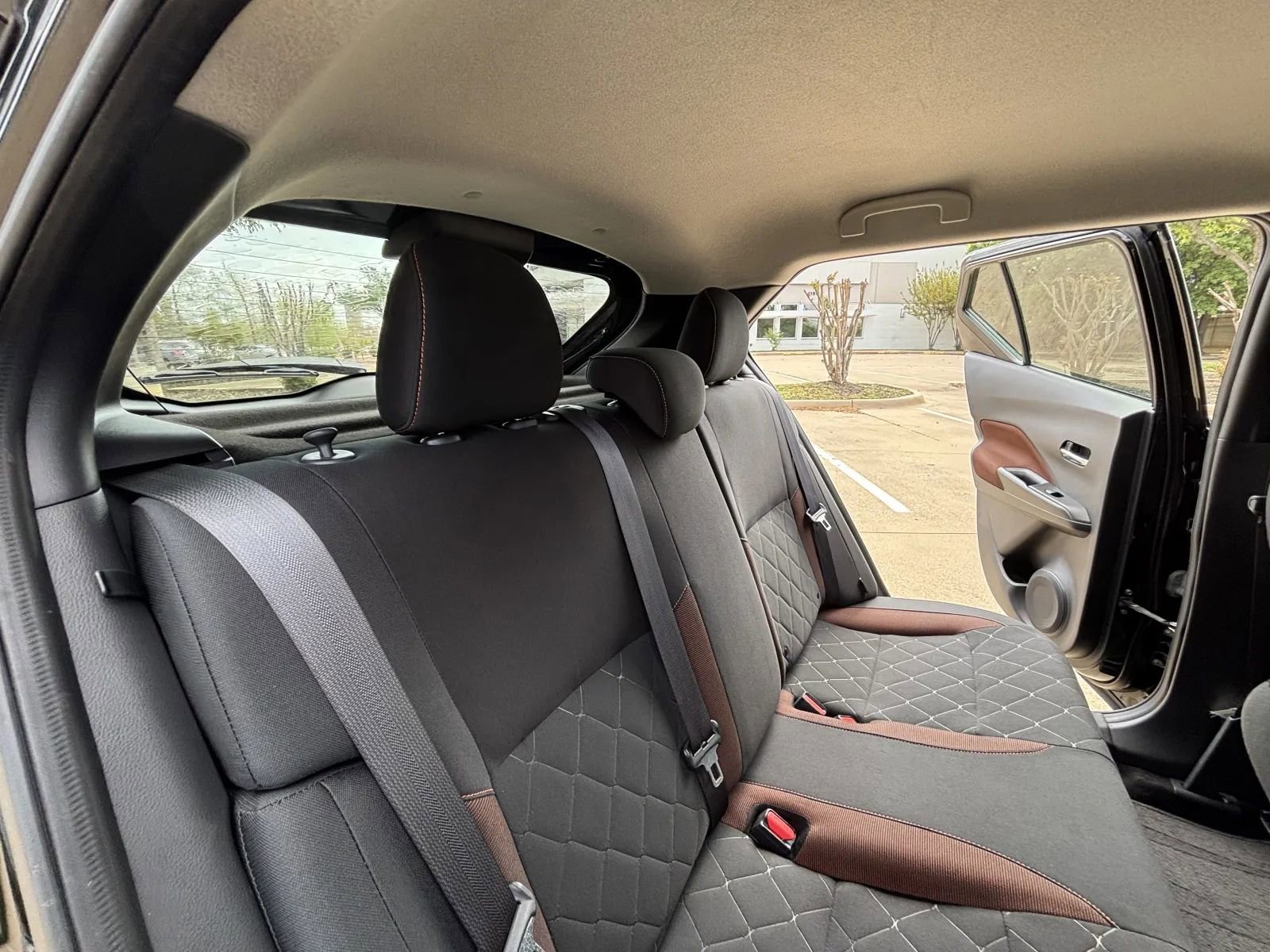 Used 2020 Nissan Kicks SR FWD image 19