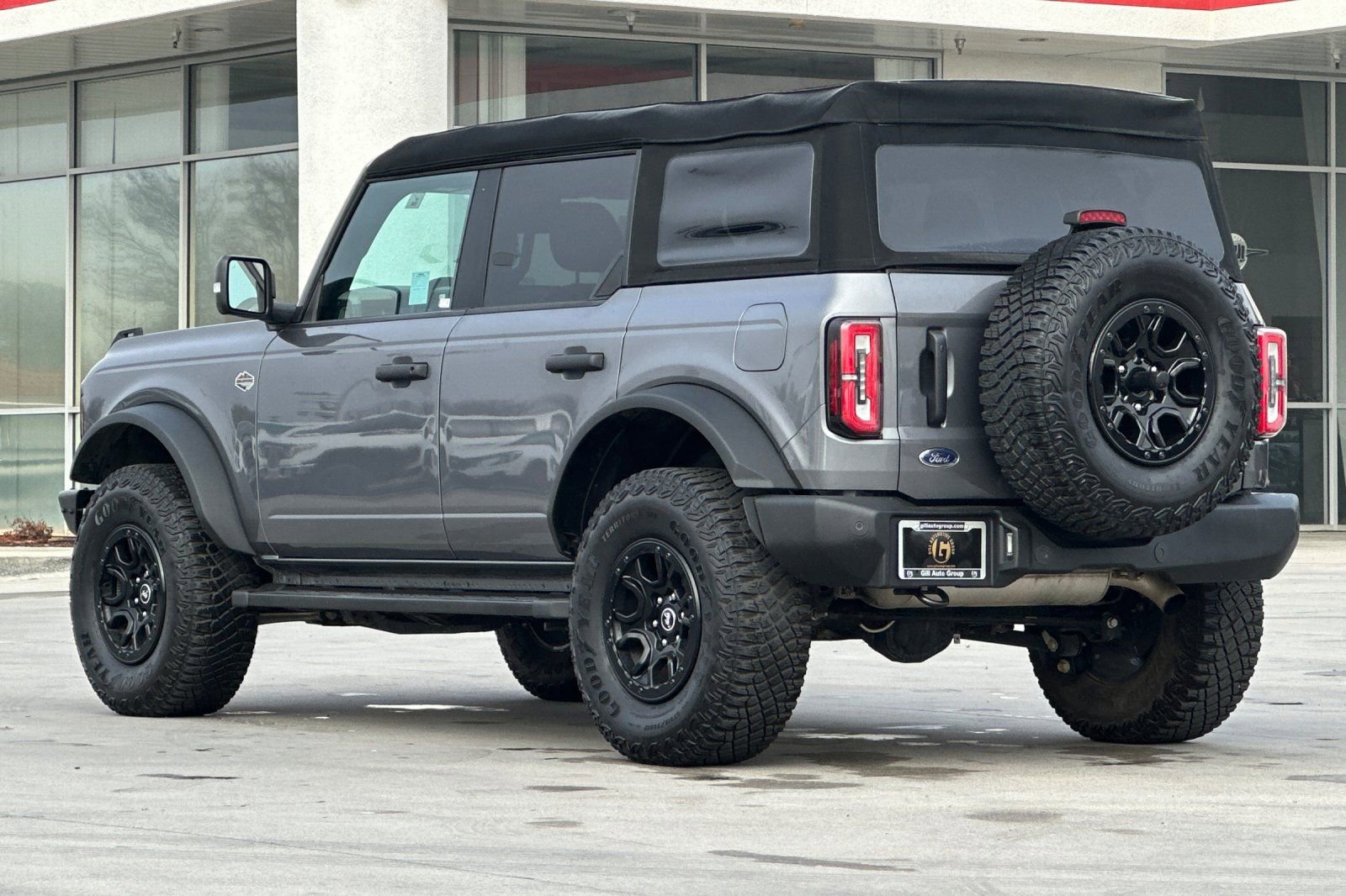 Used 2023 Ford Bronco Wildtrak image 4