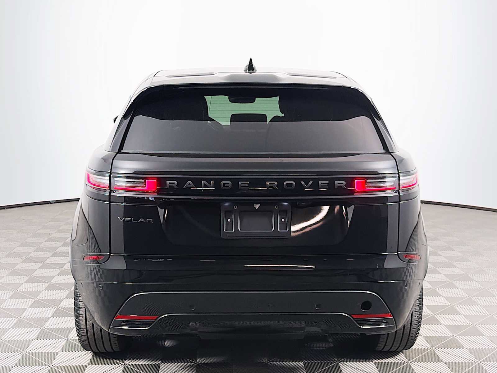 Used 2026 Land Rover Range Rover Velar Dynamic SE AWD/4WD image 6