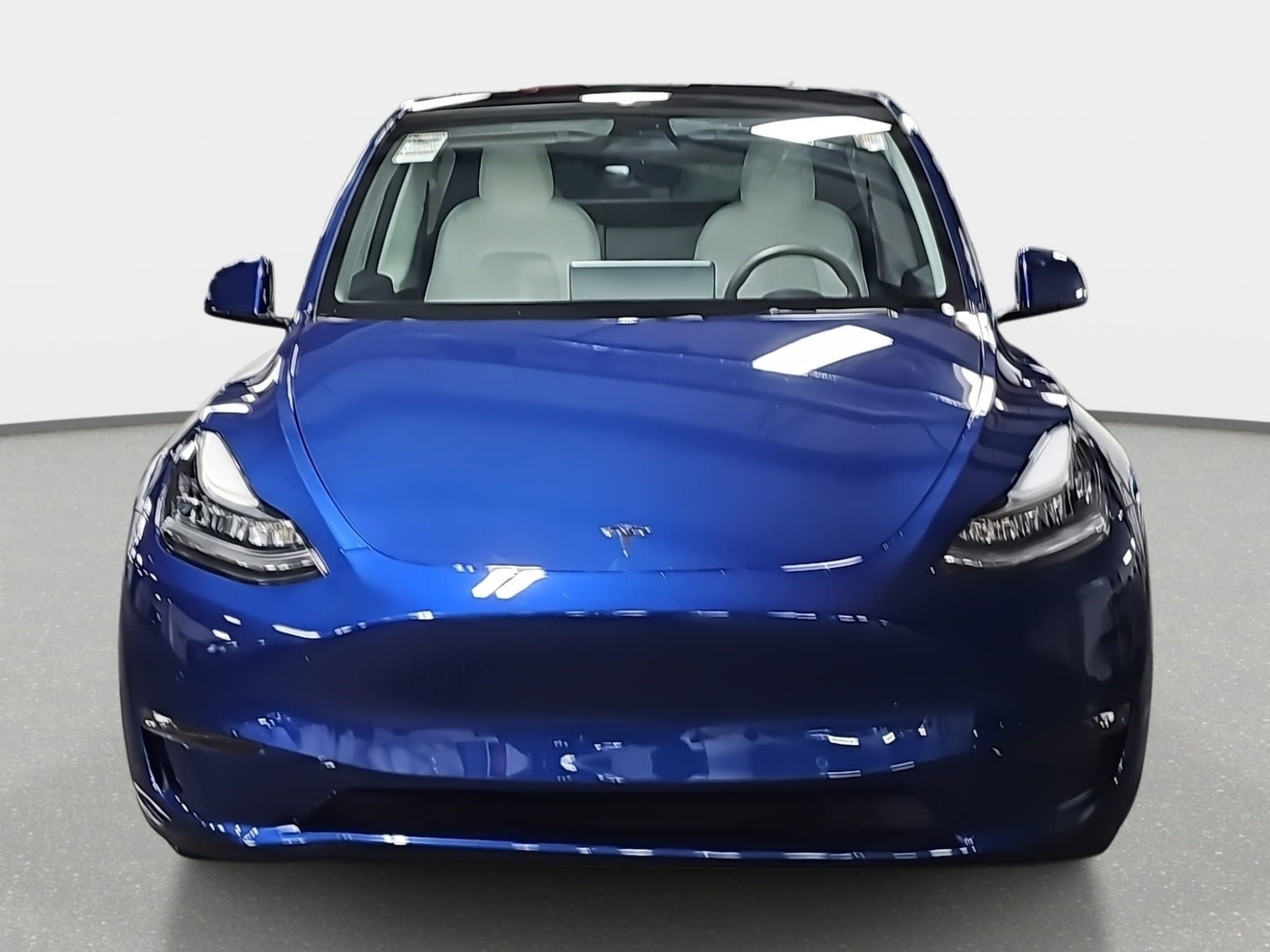 Used 2022 Tesla Model Y Long Range image 2