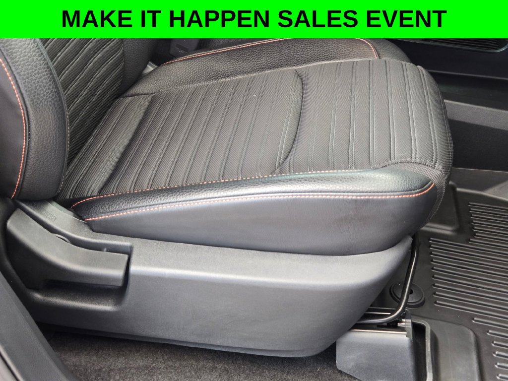 Used 2024 Nissan Pathfinder Rock Creek AWD/4WD image 29
