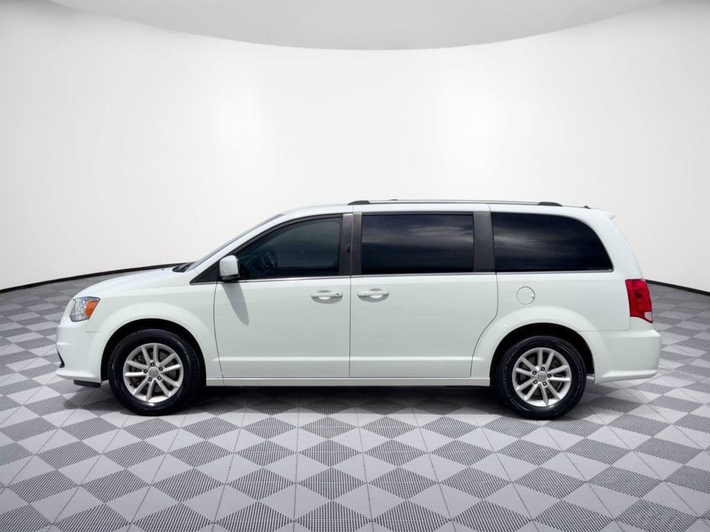 Used 2019 Dodge Grand Caravan SXT FWD image 2