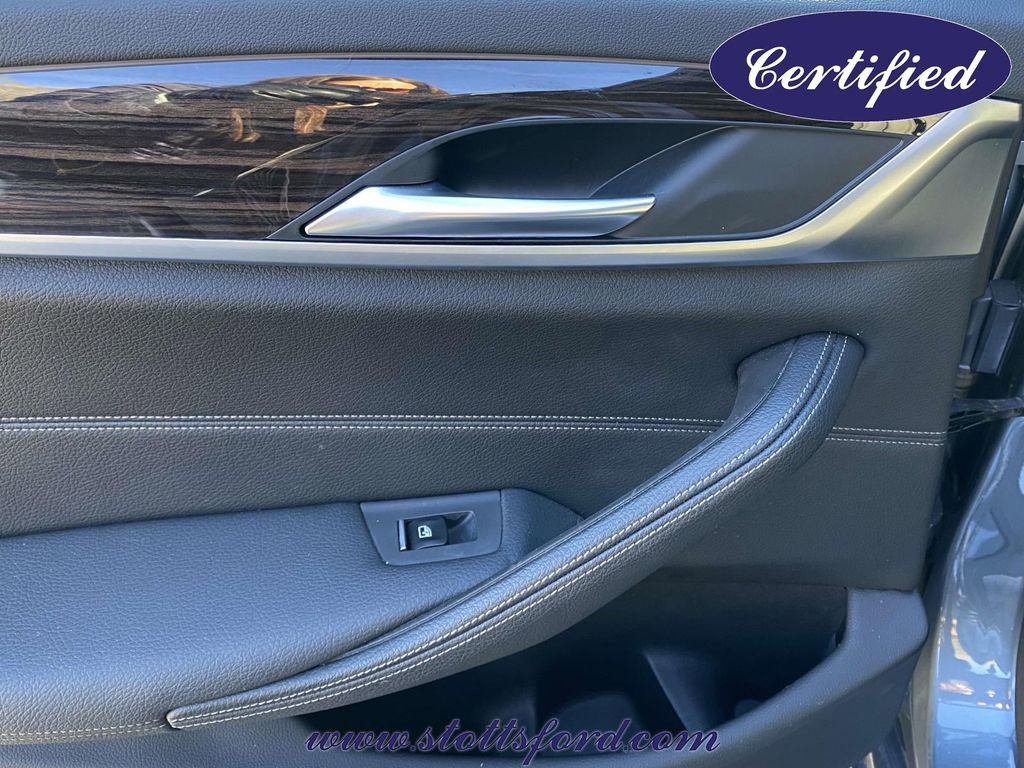 Used 2019 BMW 540i xDrive w/ Executive Package AWD/4WD image 12