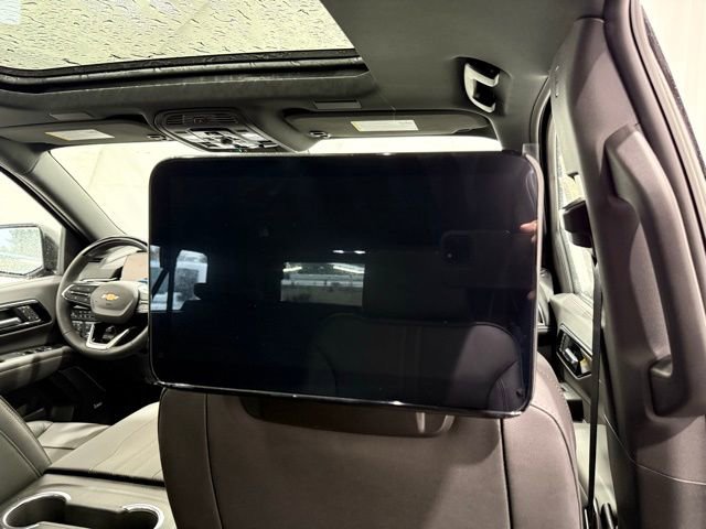 New 2026 Chevrolet Suburban High Country image 32