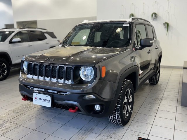 Used 2019 Jeep Renegade Trailhawk w/ Cold Weather Group II image 30