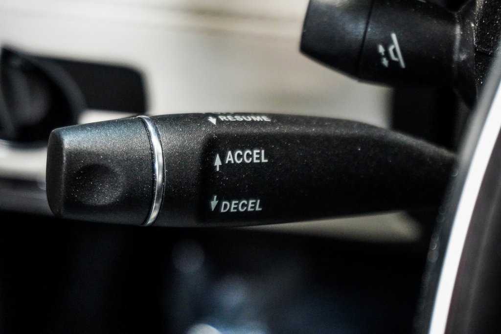 Used 2016 Mercedes-Benz AMG GT S w/ Exclusive Interior Package image 17