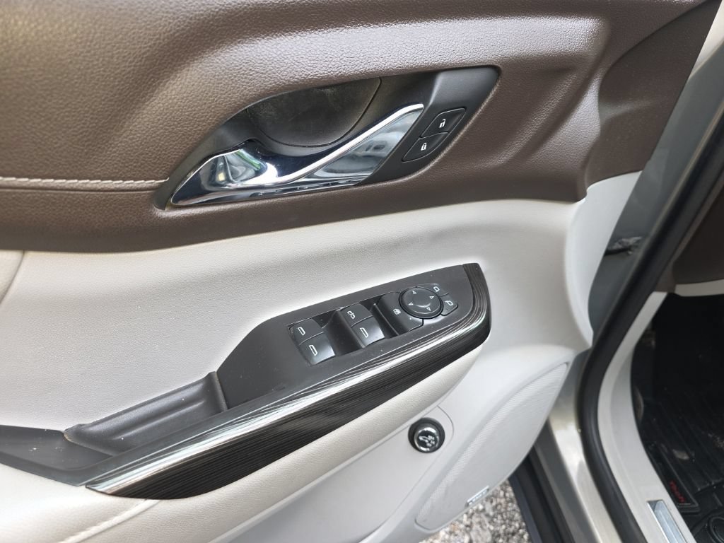Used 2019 GMC Acadia SLT AWD/4WD image 14