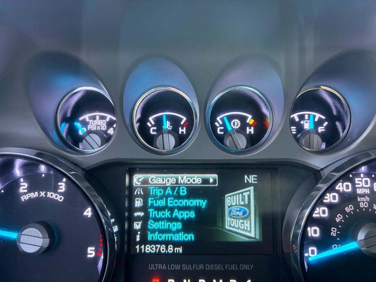 Used 2016 Ford F250 Lariat w/ Chrome Package AWD/4WD image 33