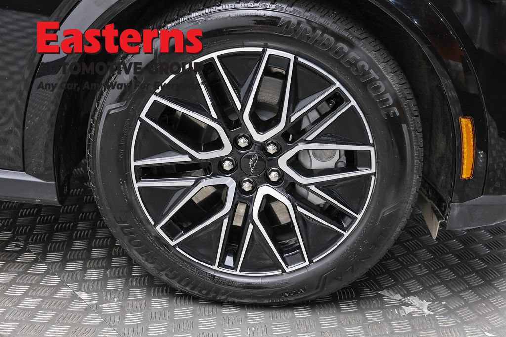 Used 2025 Ford Mustang Mach-E Premium AWD/4WD image 33