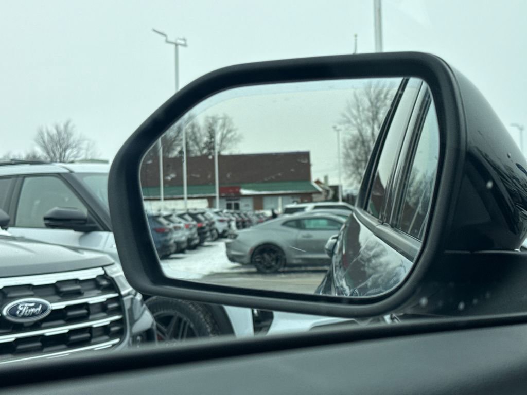 Used 2025 Ford Explorer ST w/ Sun And Sound Package image 46