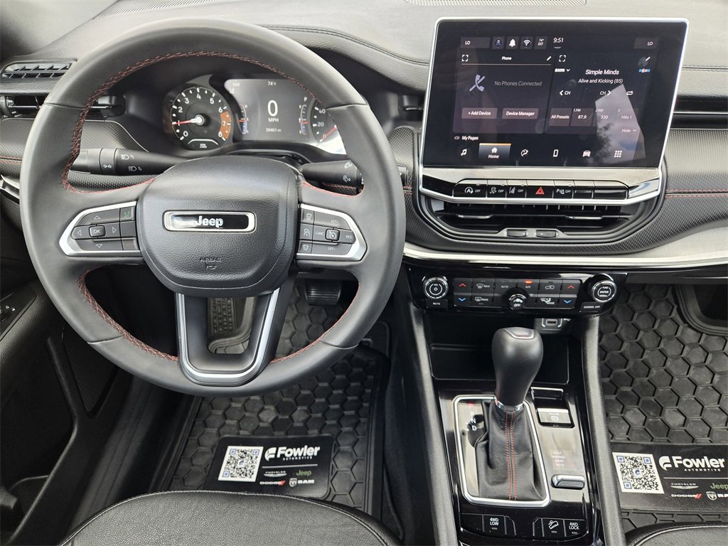 Used 2024 Jeep Compass Trailhawk image 29