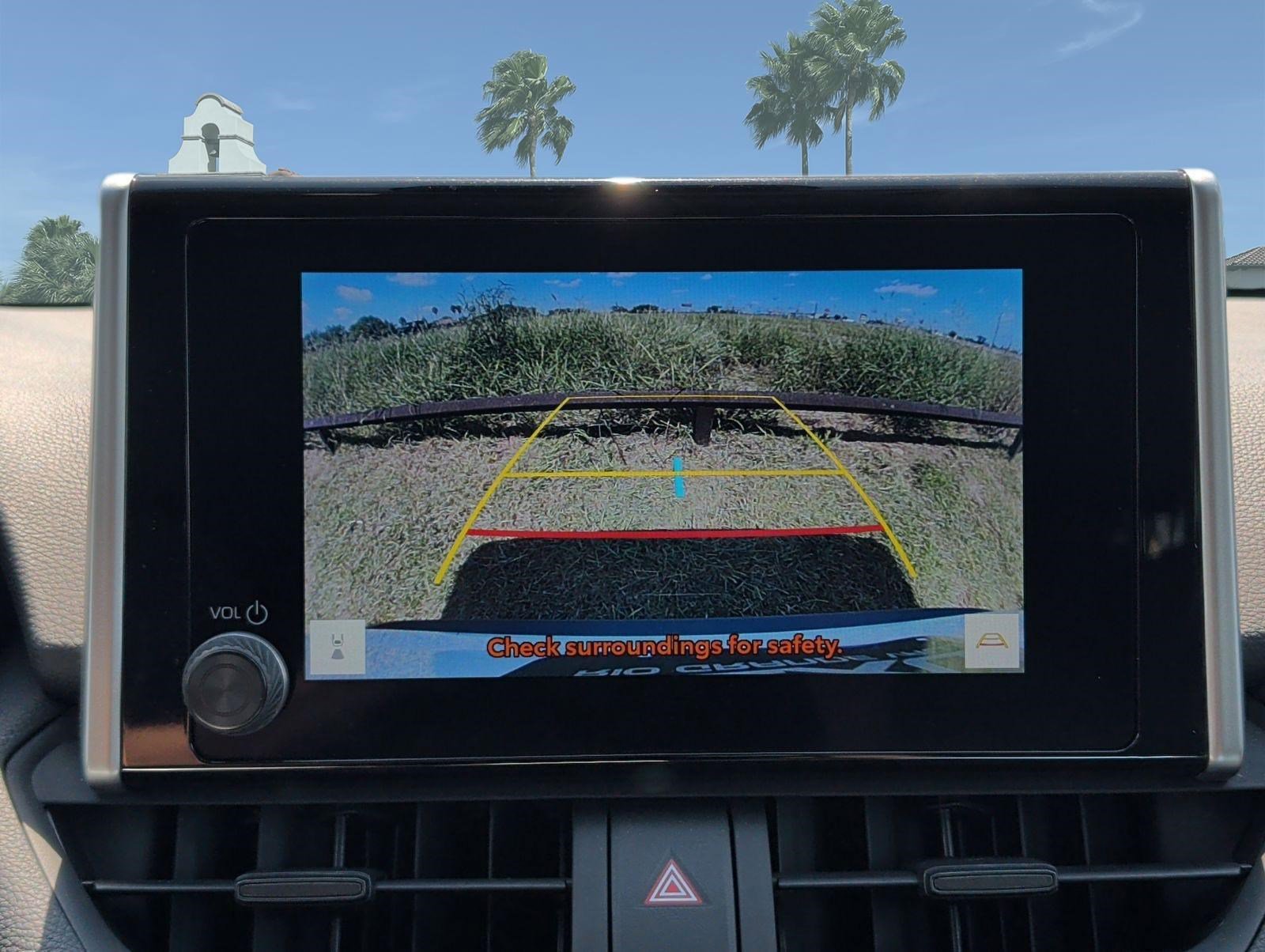 Used 2024 Toyota RAV4 XLE AWD/4WD image 19