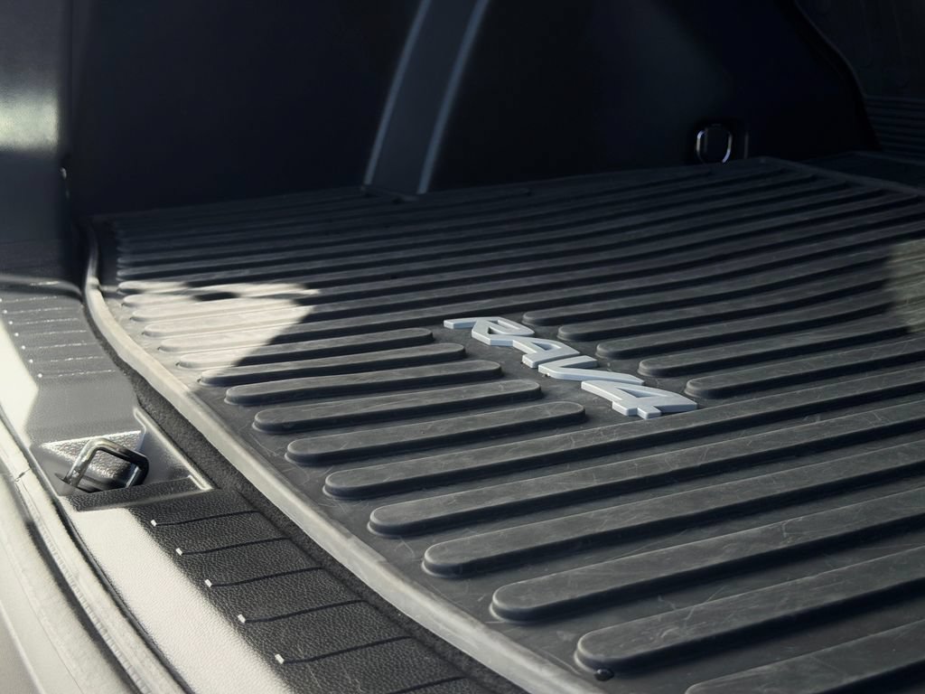 Certified 2023 Toyota RAV4 LE FWD image 28