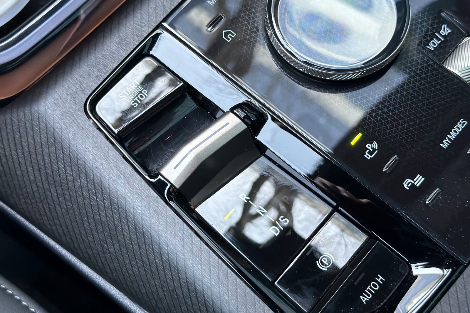 Used 2025 BMW X3 xDrive30i w/ Convenience Package image 27