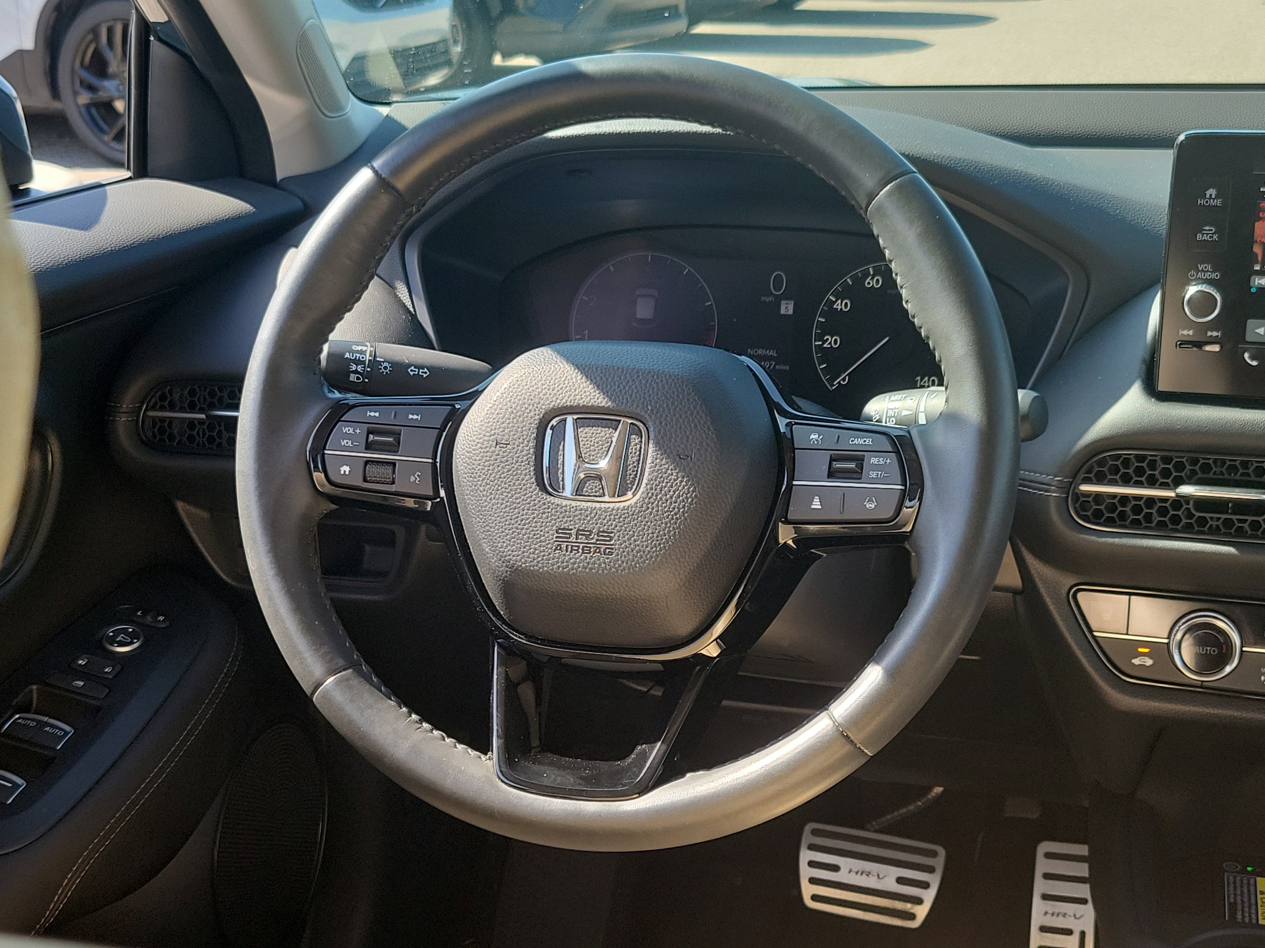 Certified 2024 Honda HR-V EX-L image 17