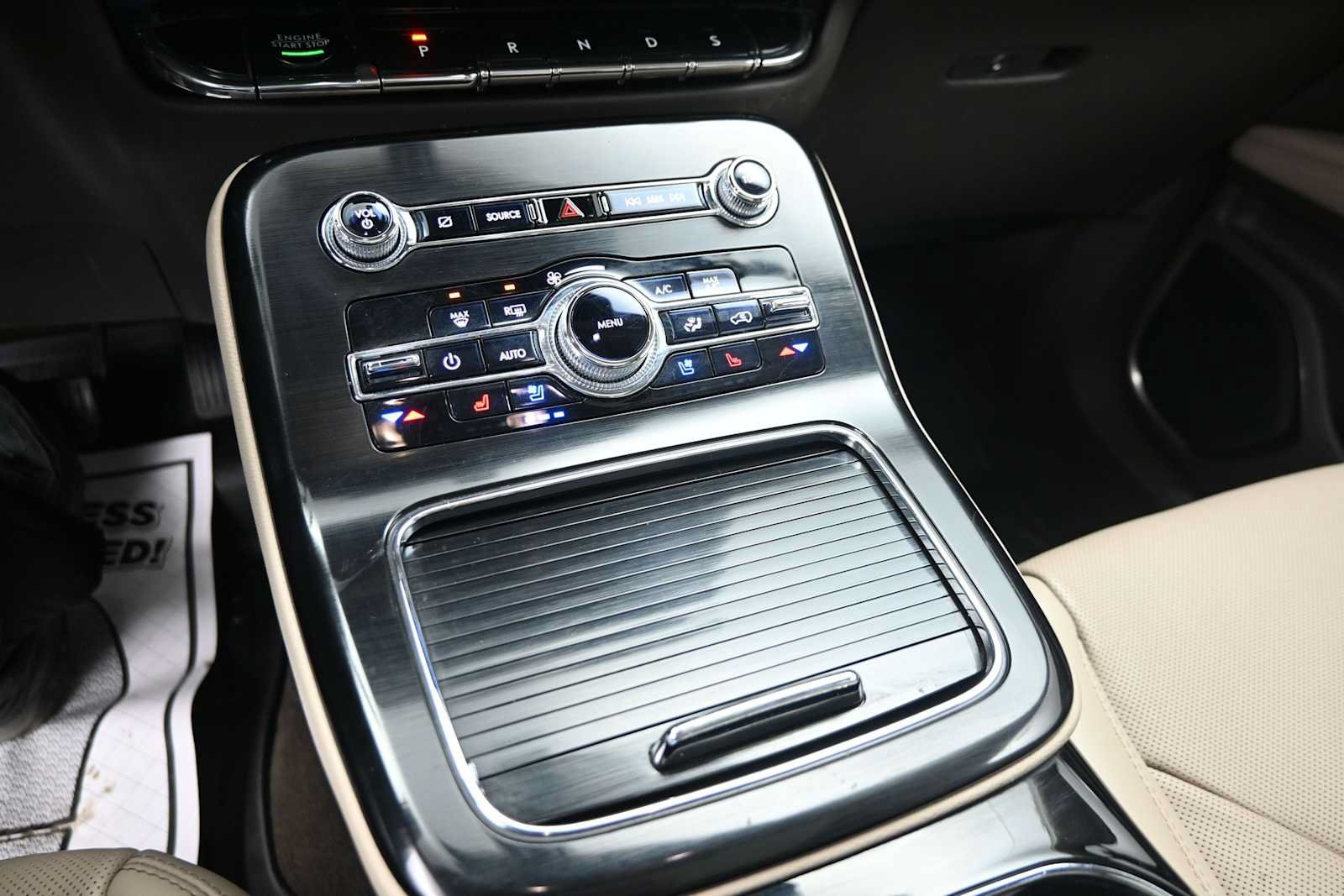 Used 2021 Lincoln Nautilus Reserve AWD/4WD image 21
