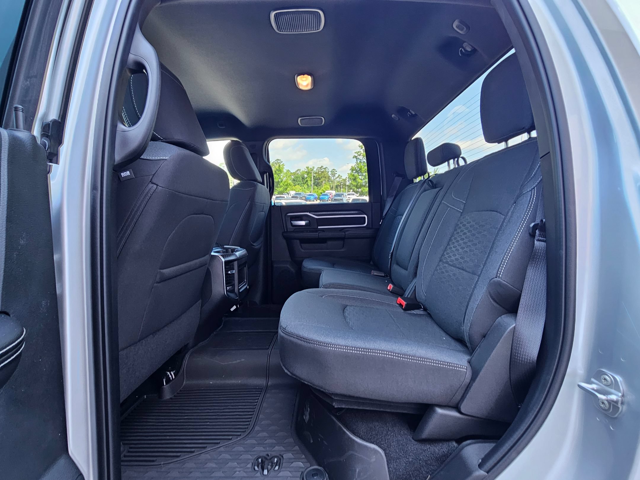 New 2026 RAM 2500 Big Horn AWD/4WD image 23