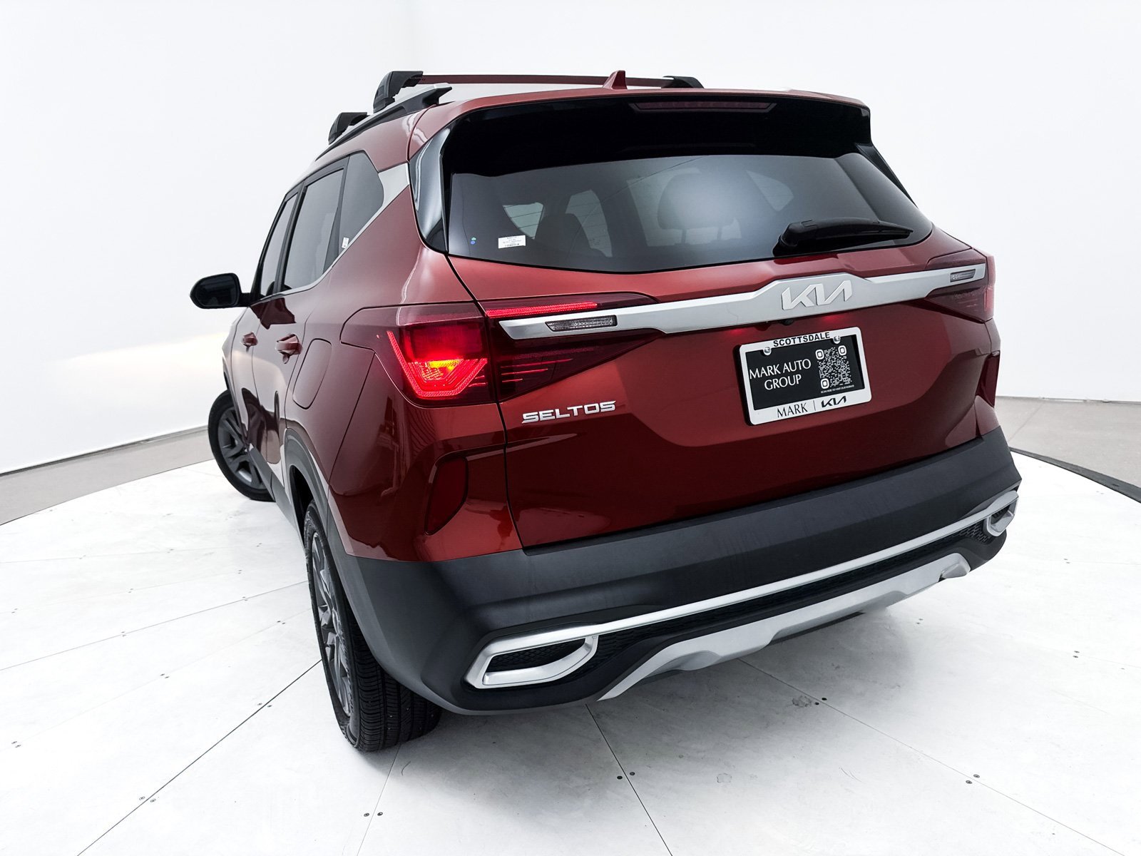 Used 2023 Kia Seltos S w/ Navigation Package image 19