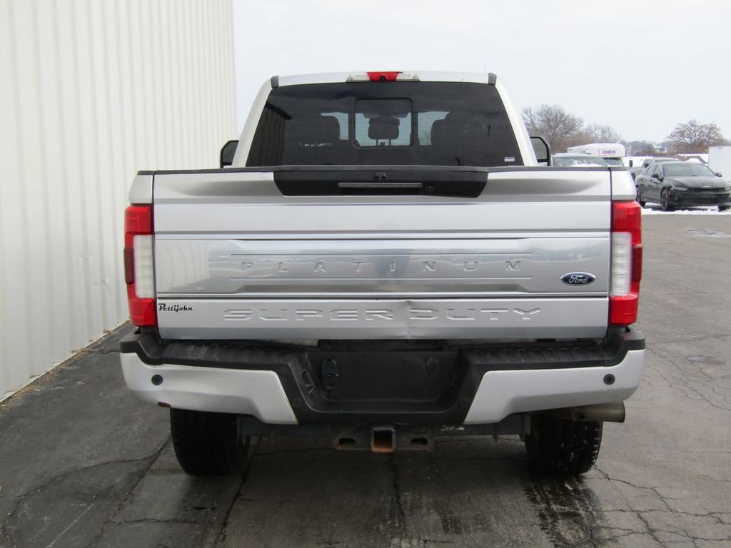 Used 2019 Ford F350 Platinum w/ Platinum Ultimate Package image 4