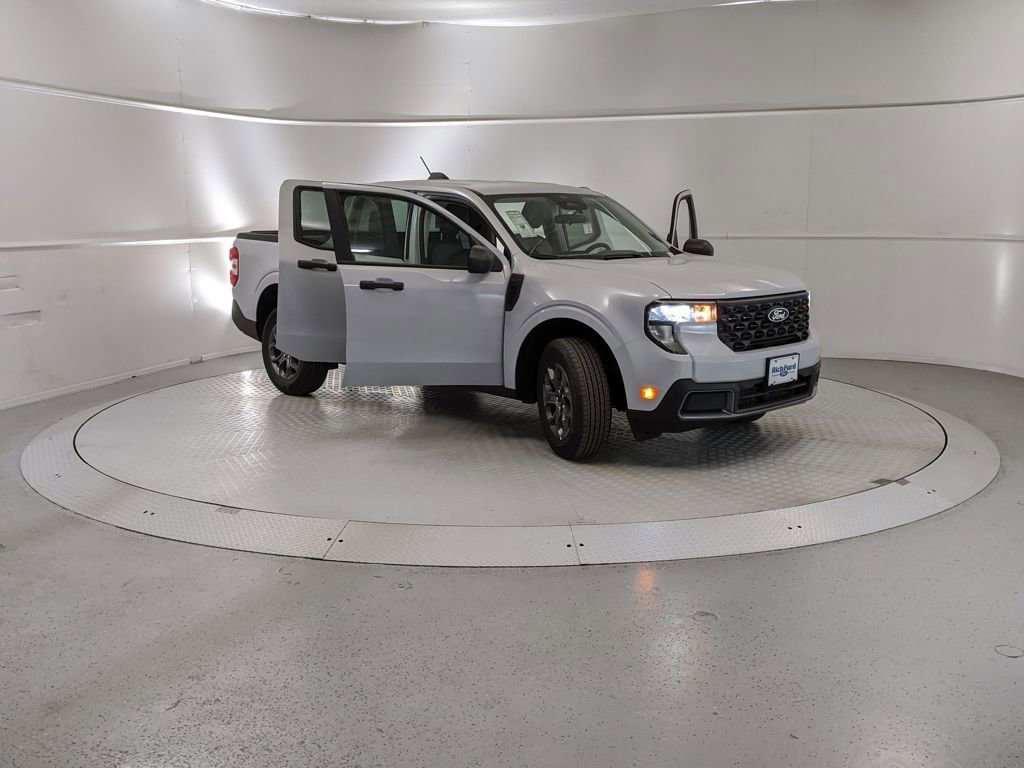 New 2026 Ford Maverick XLT image 14