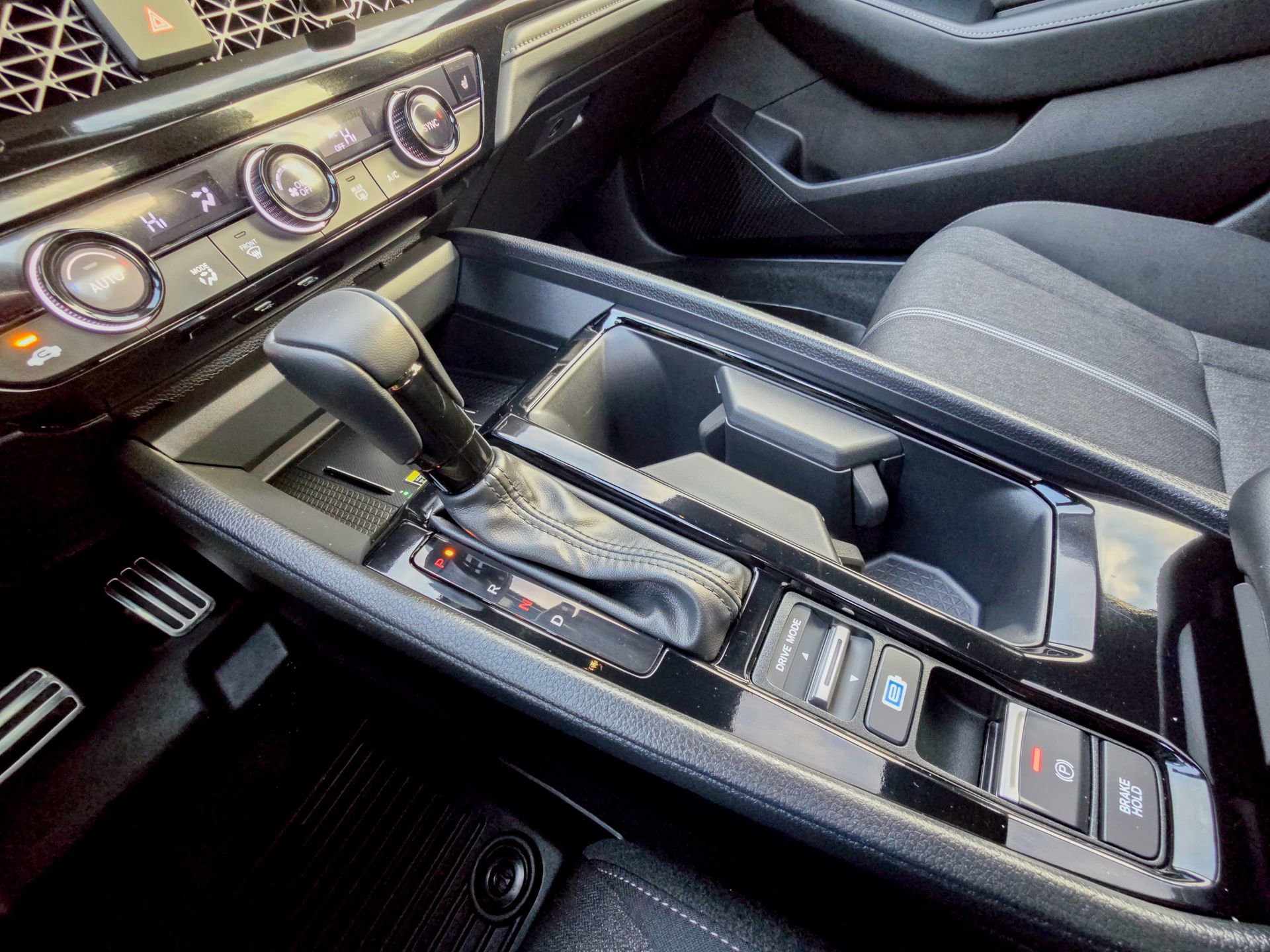 Used 2025 Honda Accord Sport image 19