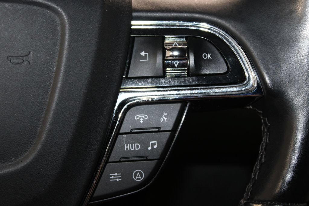 Used 2022 Lincoln Navigator Reserve AWD/4WD image 26