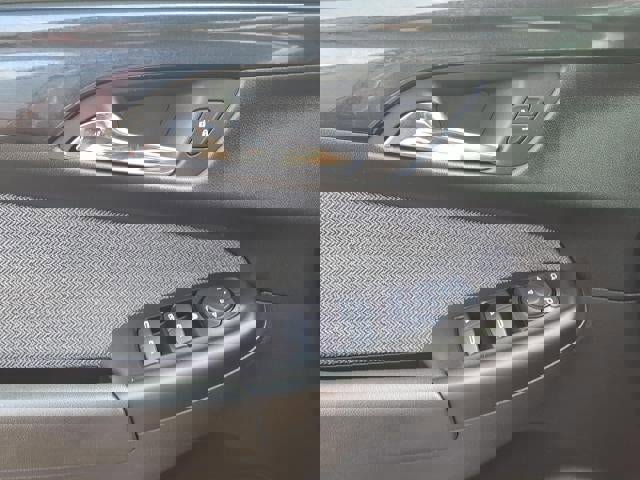 Used 2025 Chevrolet TrailBlazer LT w/ LT Cold Weather Package image 16