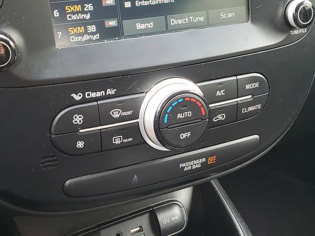 Used 2018 Kia Soul + FWD image 14