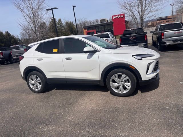 Used 2024 Buick Encore GX Preferred w/ Comfort Package image 5