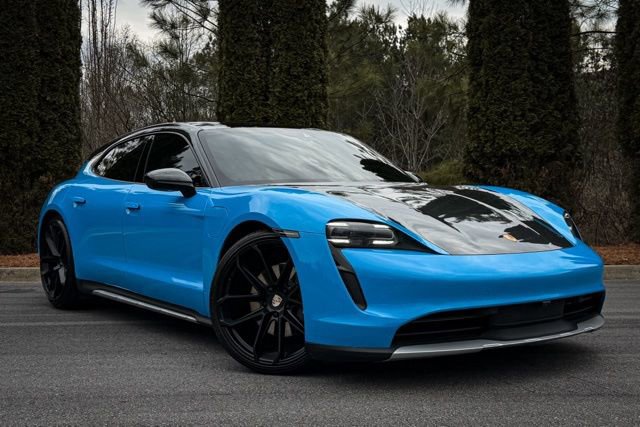 Used 2022 Porsche Taycan 4 Cross Turismo image 4