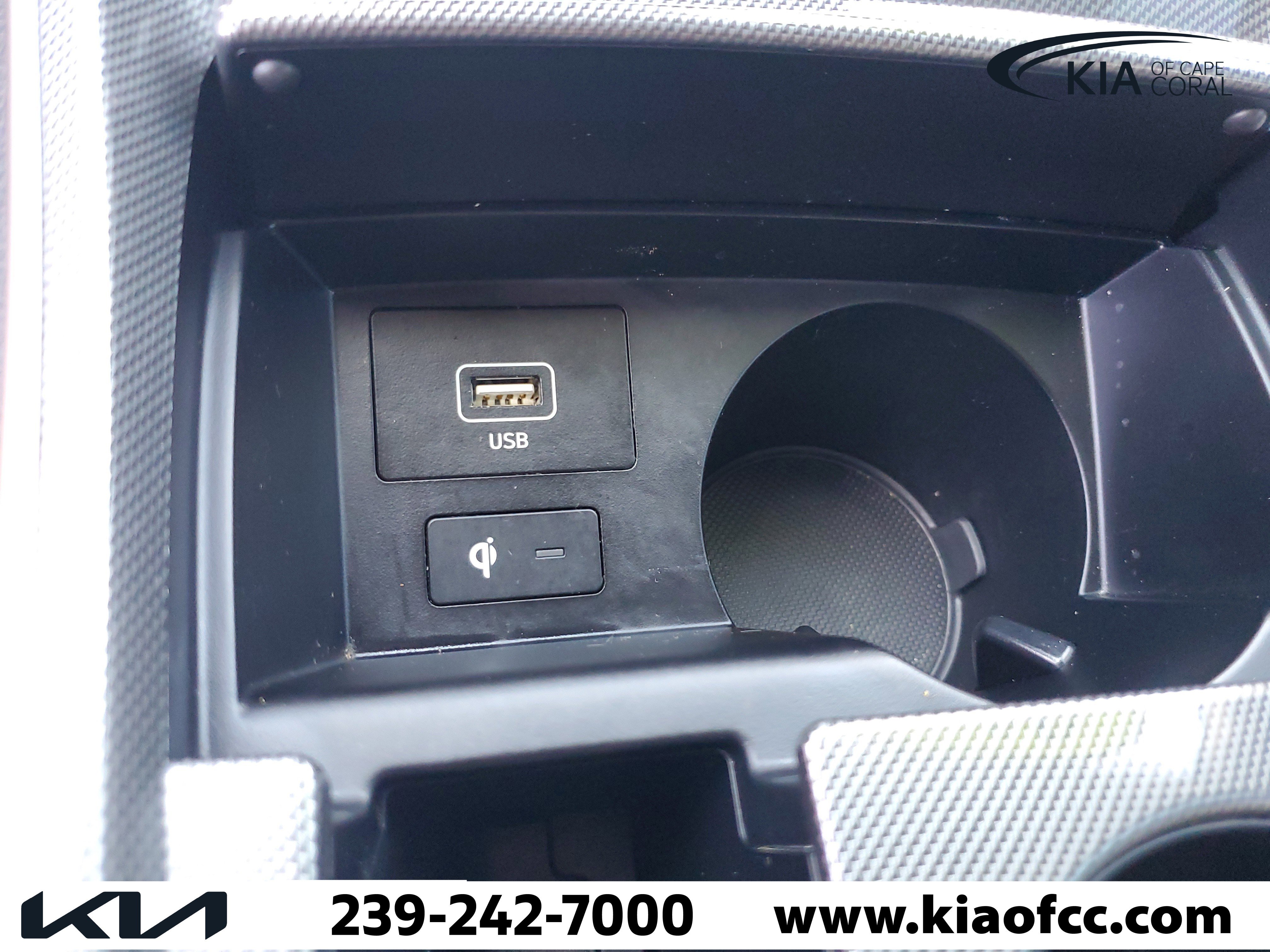 Used 2023 Hyundai Santa Fe SEL FWD image 30